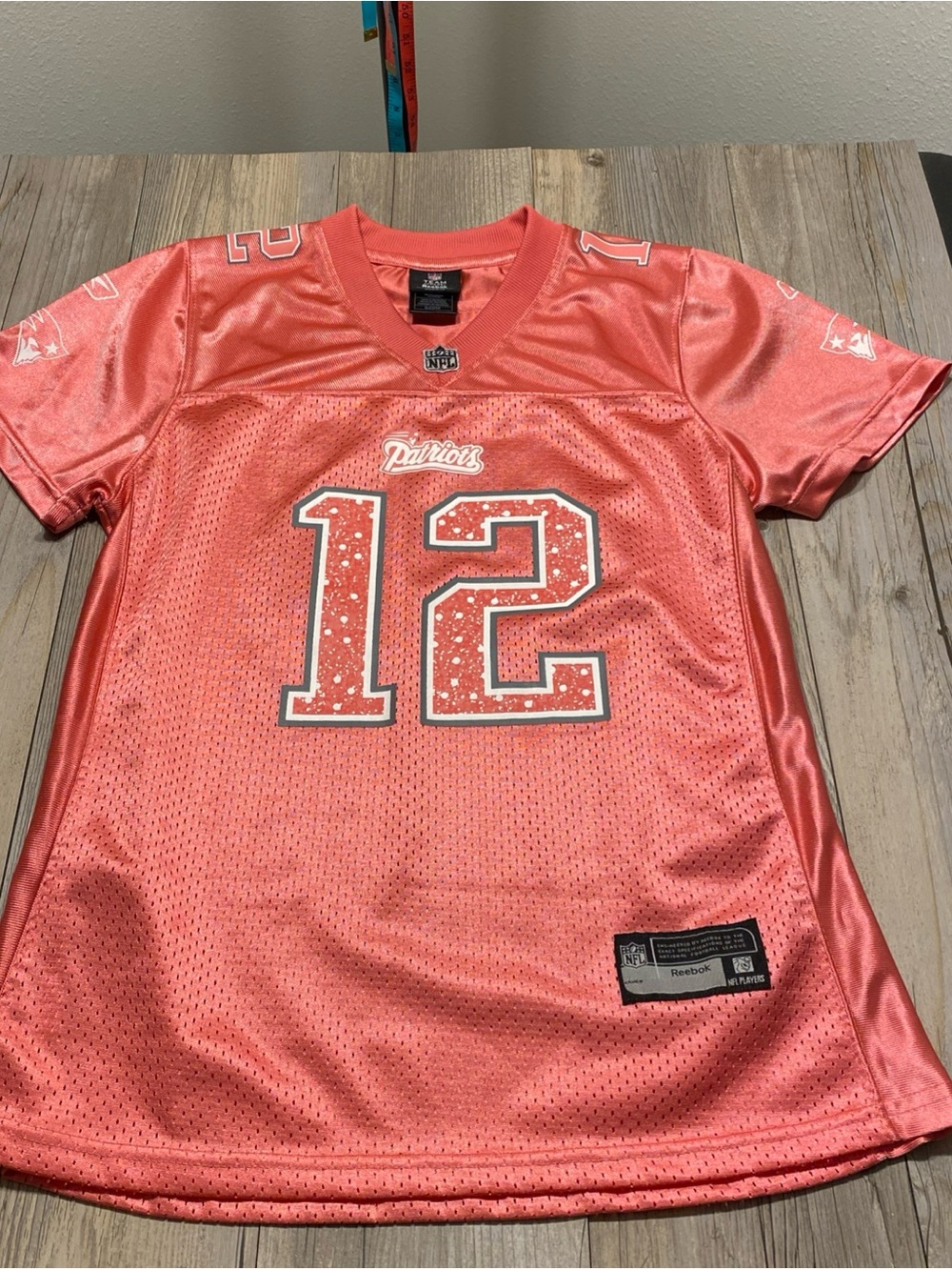 Reebok NFL Team Apparel #12 Tom Brady Jersey Breast Cancer Women’s XL